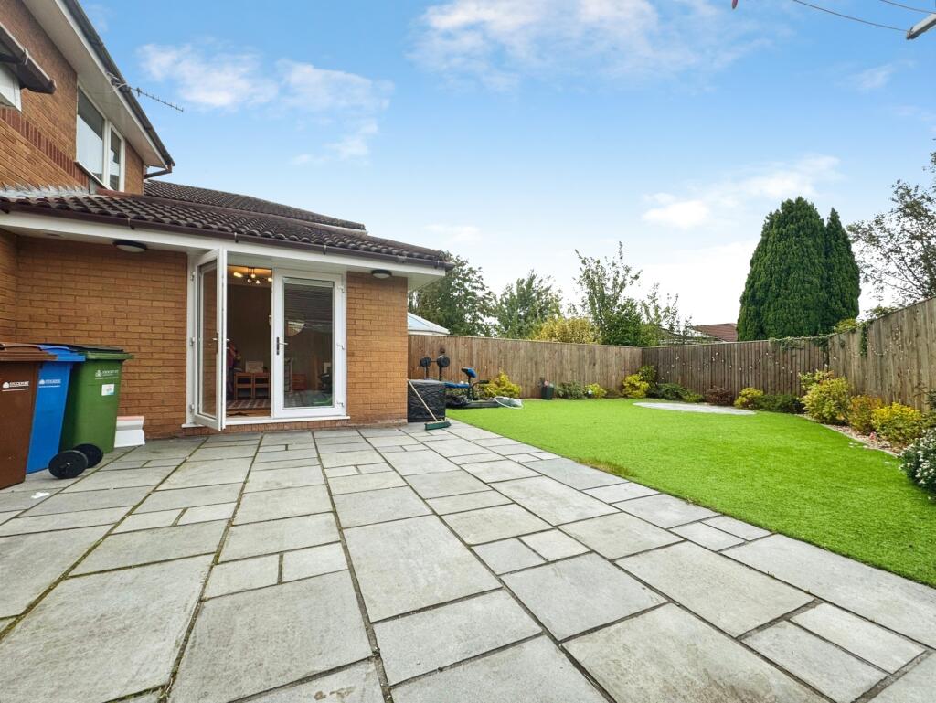 Property photo 8