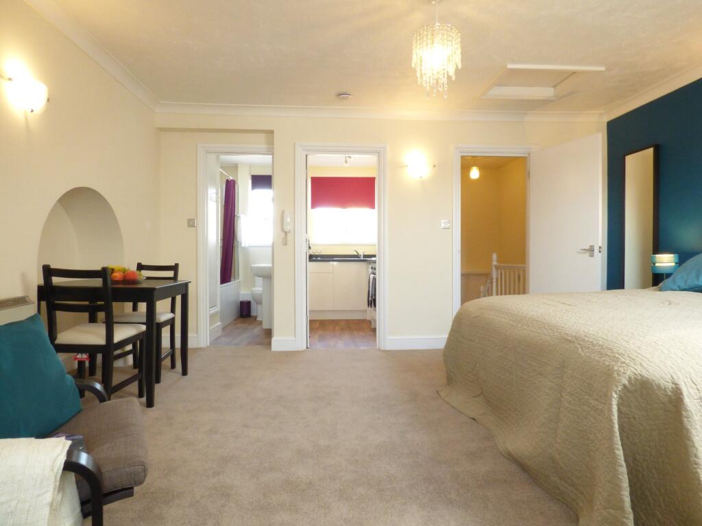 Main image of property: Clifton Road, Littlehampton, BN17