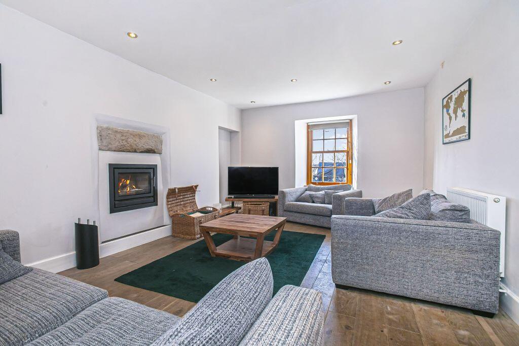 3 Hilton Cottages, Hilton Road, Limekilns, KY11 3HA photo 3