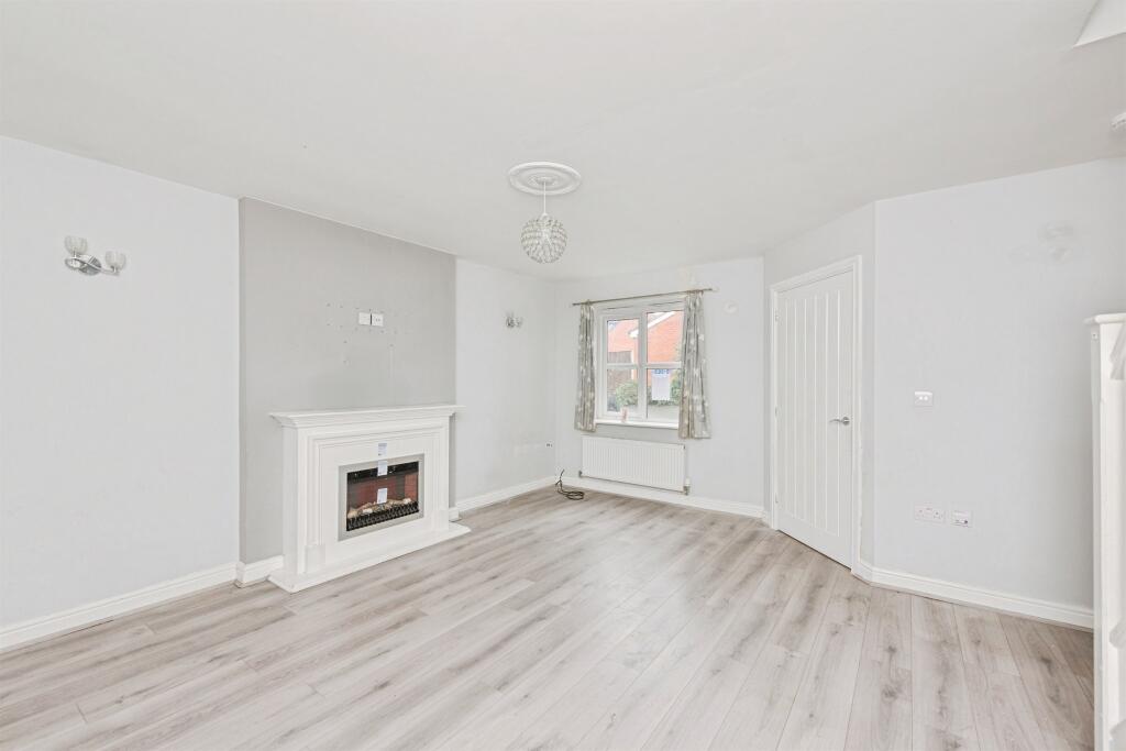 Additional image 9 of Lowes Drive, Tamworth