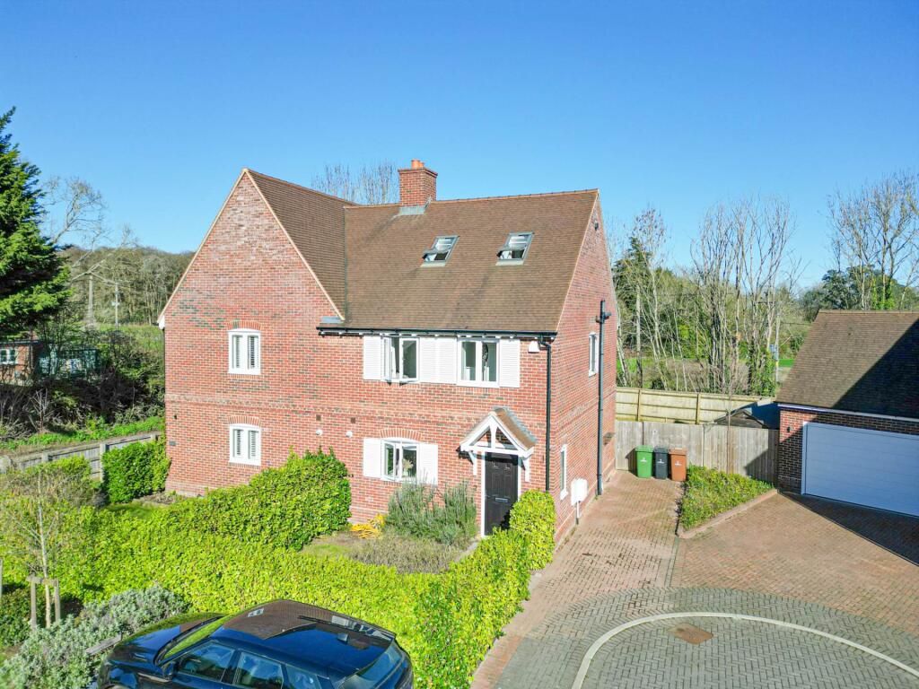 Main image of property: Fox Heath Gardens, Cane End, South Oxfordshire