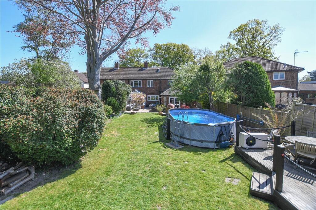 House in Wokingham - View 2