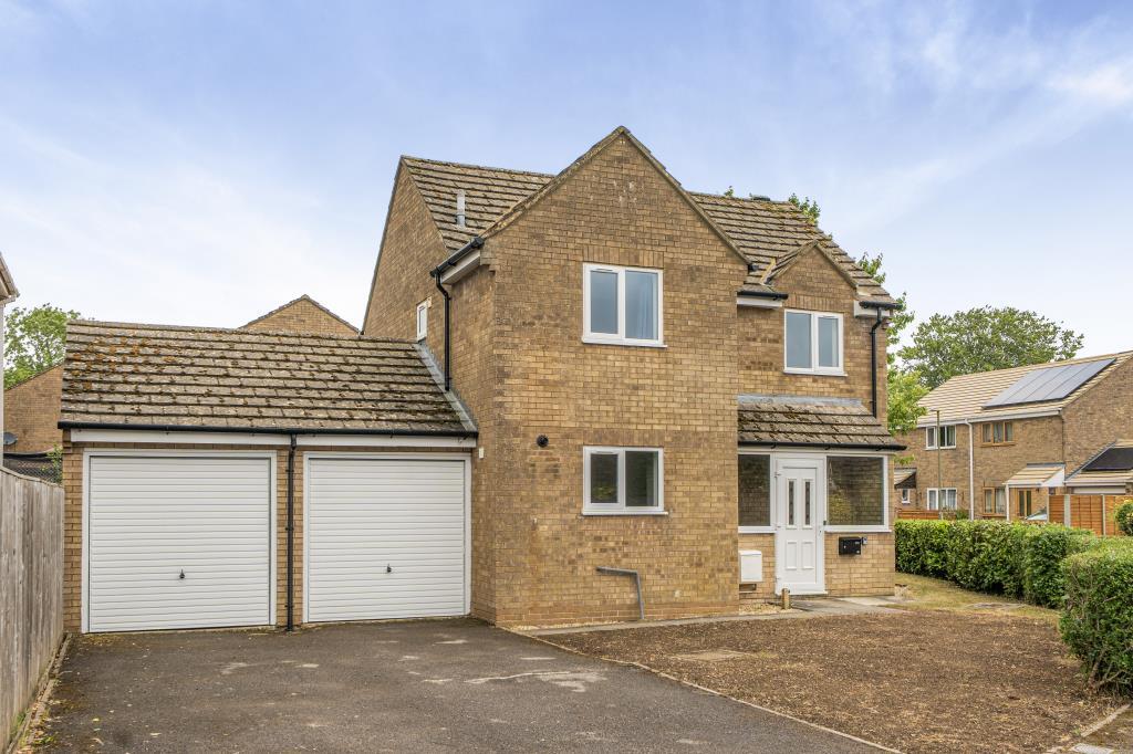 Main image of property: Carterton, Oxfordshire, OX18