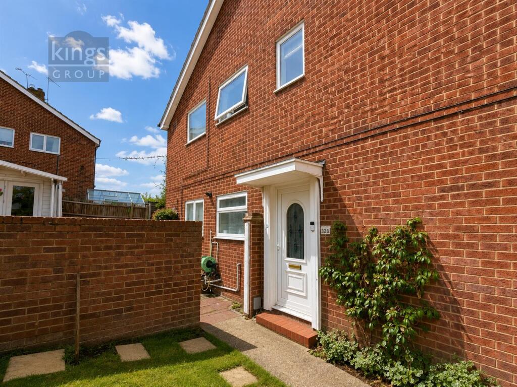 Main image of property: Roundhills, Waltham Abbey