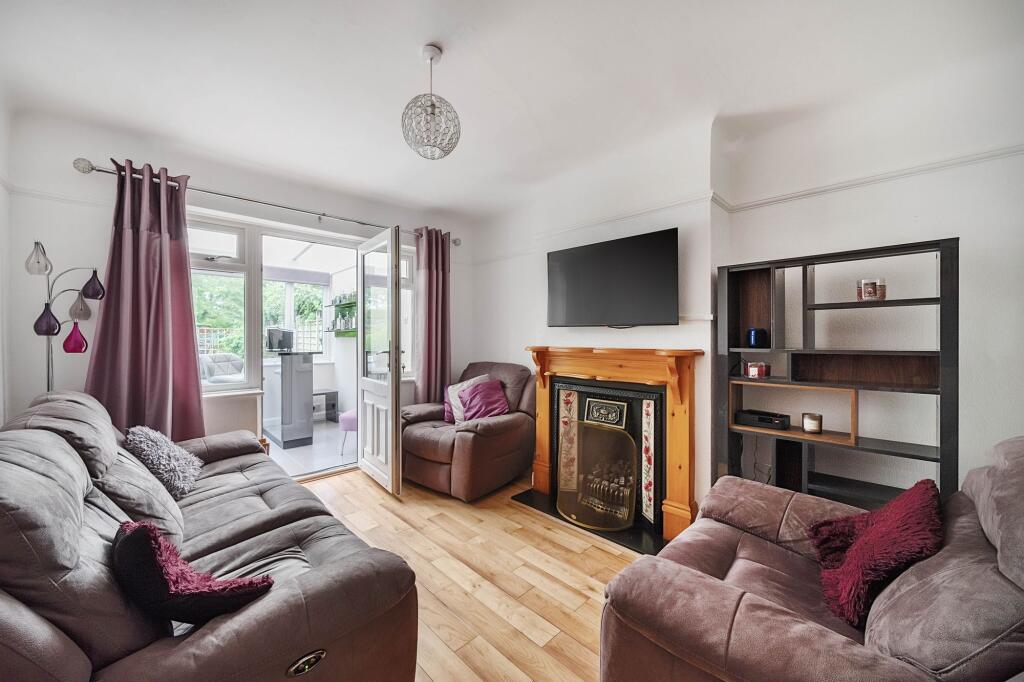 House in Mole Valley, Surrey - View 4