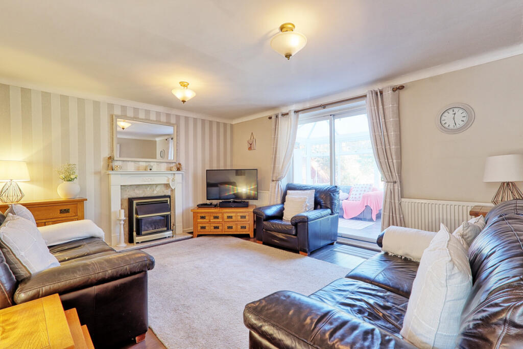 House in Southend-on-Sea - View 4