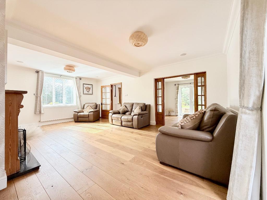 The Cottages, Great Bramingham Lane, Streatley, Luton, Bedfordshire, LU3 3NJ photo 3