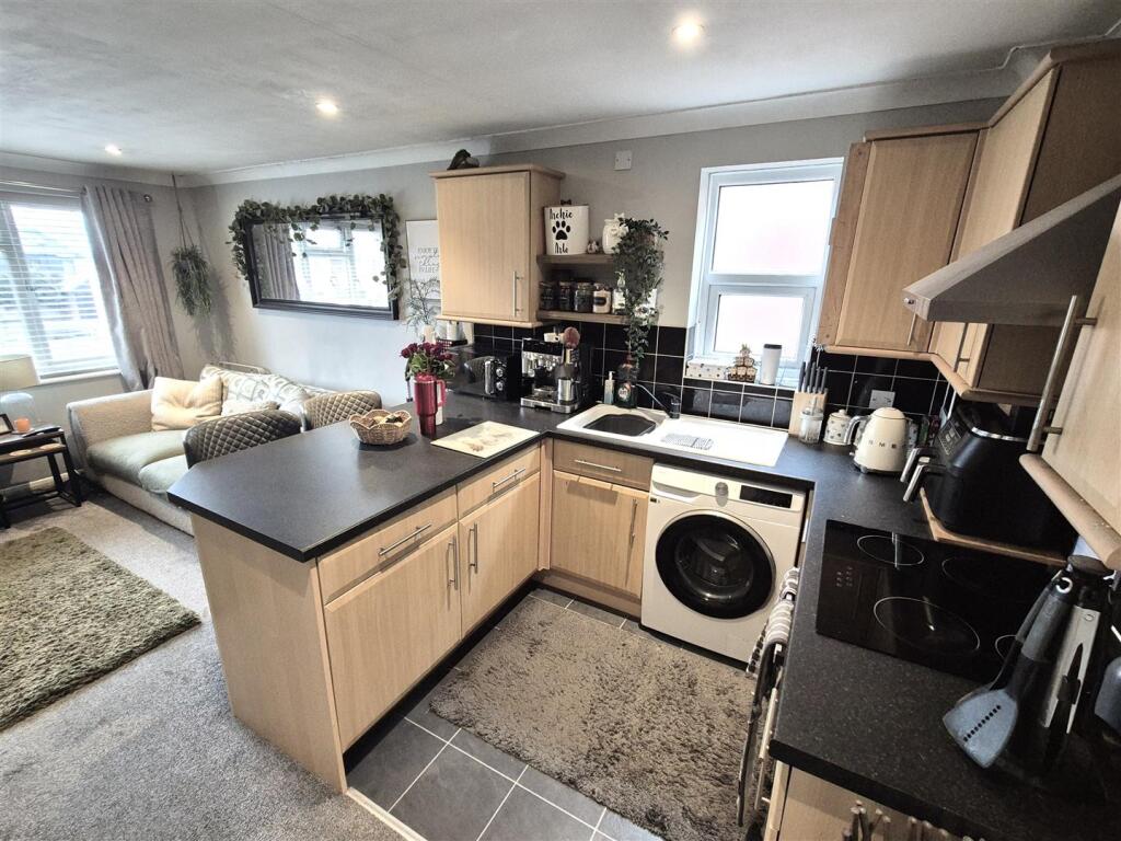 Additional image 4 of Rosemary Gardens, Poole