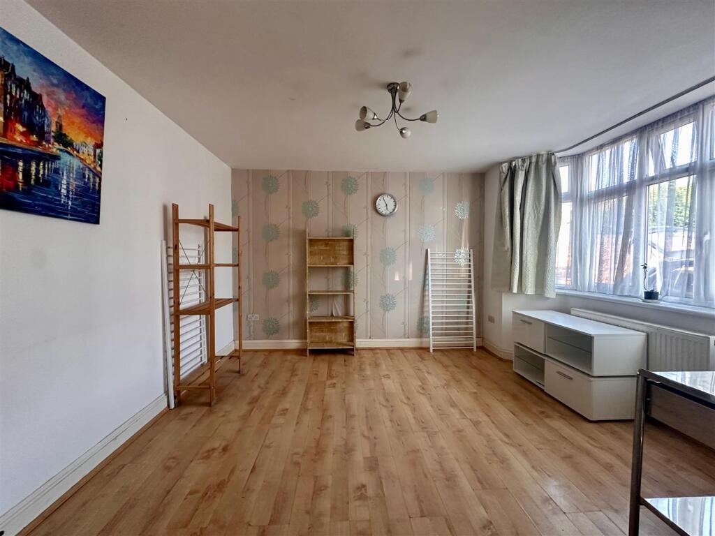 Main image of property: Queens Road, London