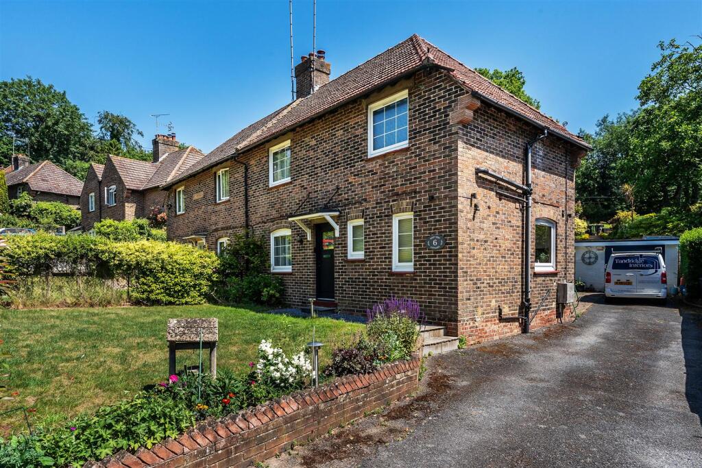 Main image of property: Tandridge Lane, Oxted