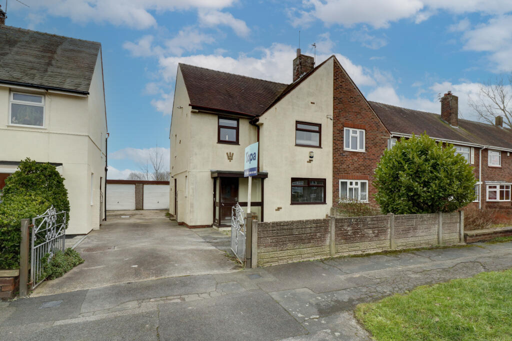 3-bed terraced on Deepdale Road, Blackpool, FY4, £140,000