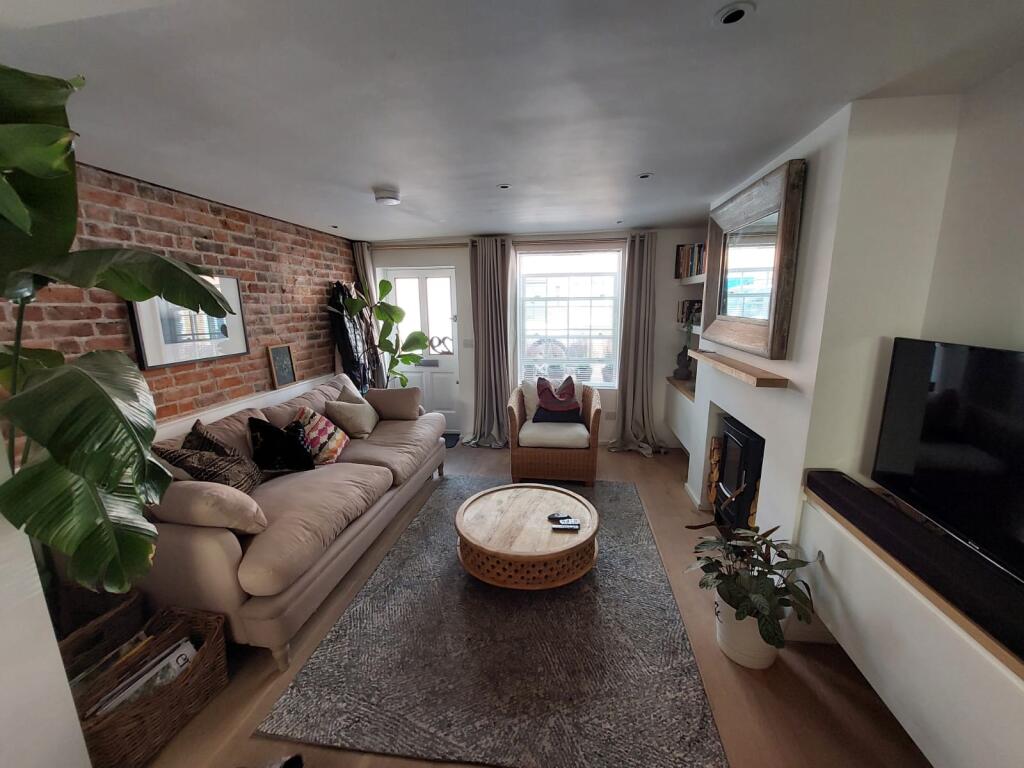 House in Dacorum, Ashlyns Estate, Berkhamsted - More