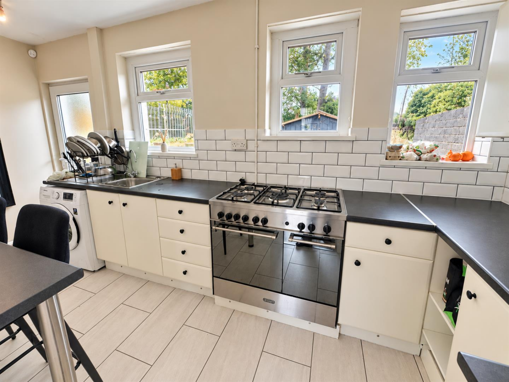 House in Cardiff, Ely - View 5