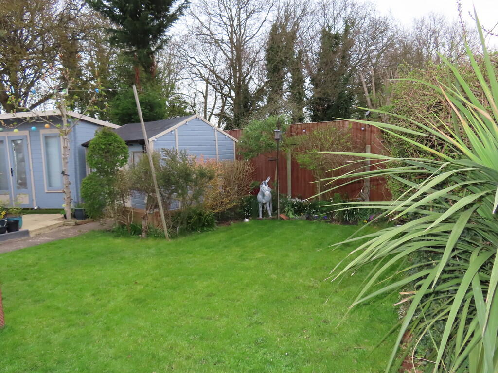 Derwent Crescent, Howden, DN14 7AW photo 4