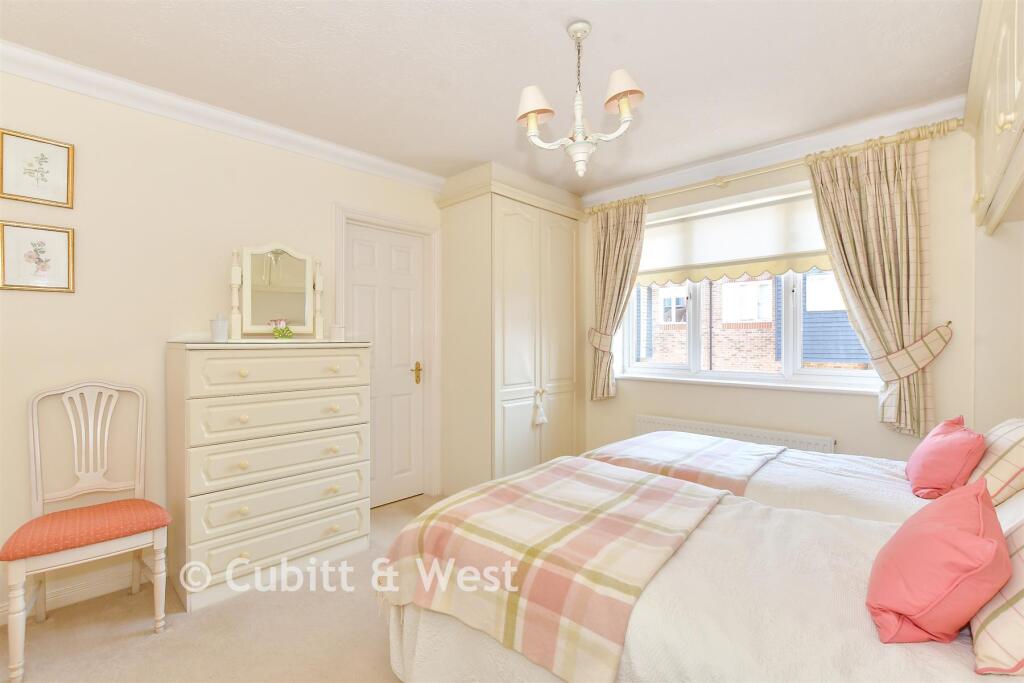 Queens Lane, Arundel, West Sussex - View 5