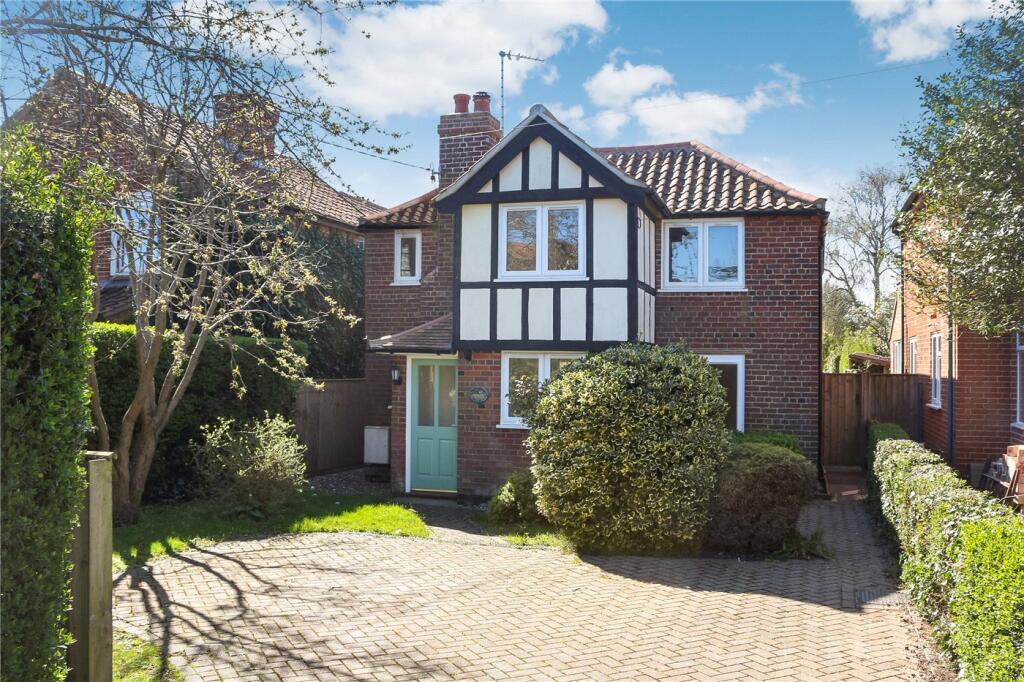 Main image of property: Covert Road, Reydon, Southwold, Suffolk, IP18