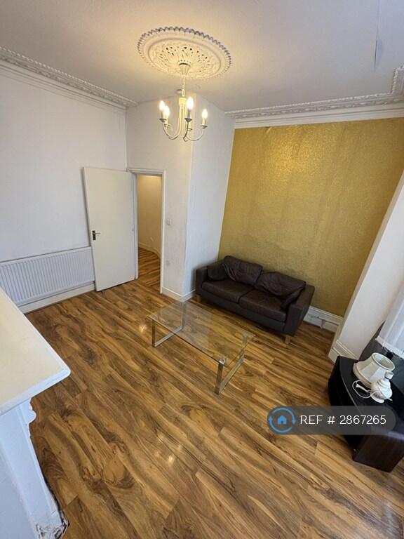 Main image of property: Broad Lane, London, N15