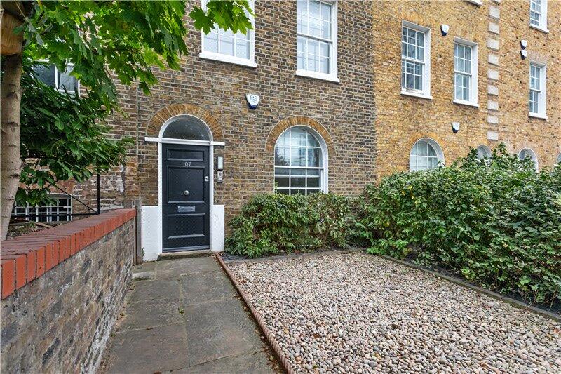 Main image of property: Wandsworth Road, London, SW8