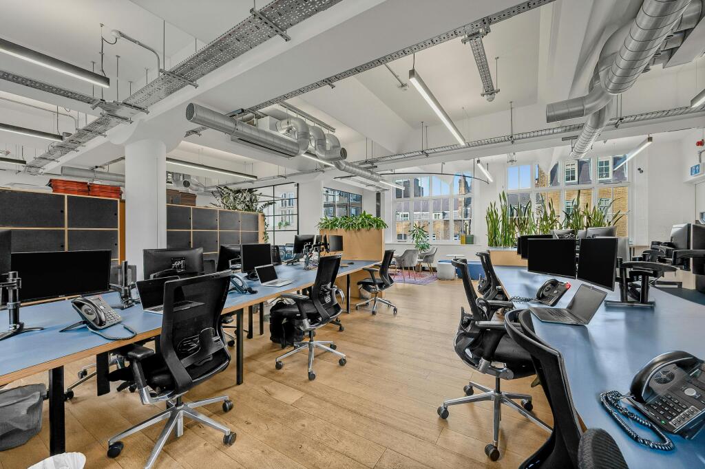 office 9.jpg