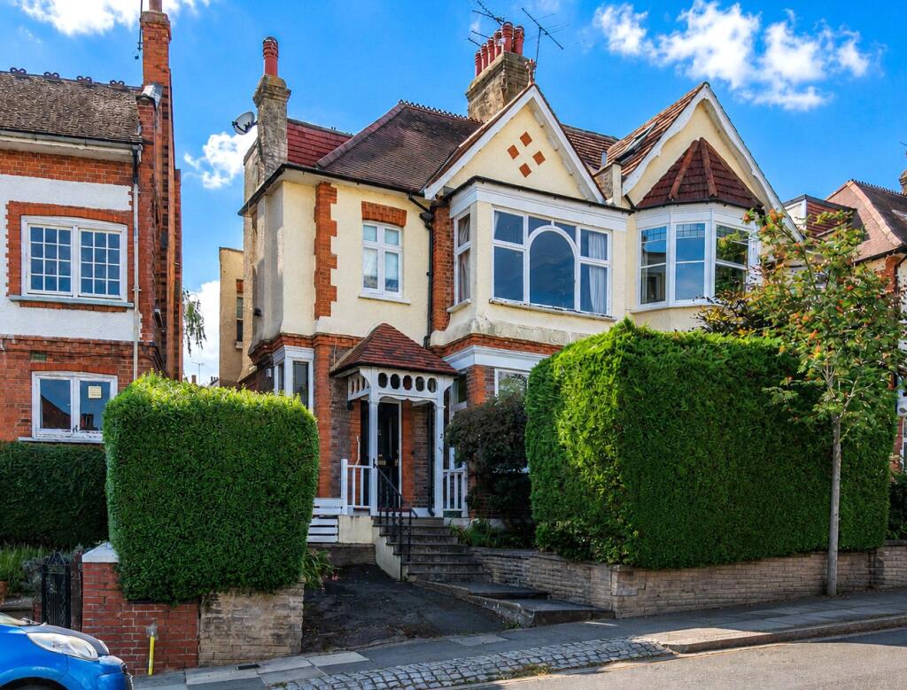 Main image of property: Cholmeley Park, London, N6