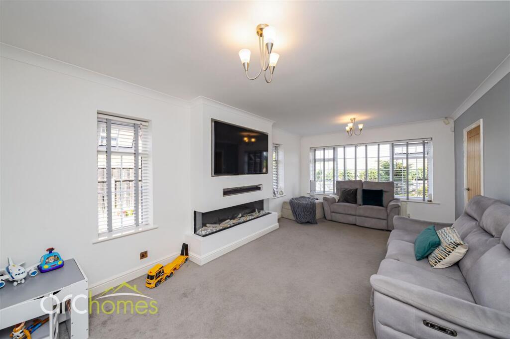 House in Manchester - More