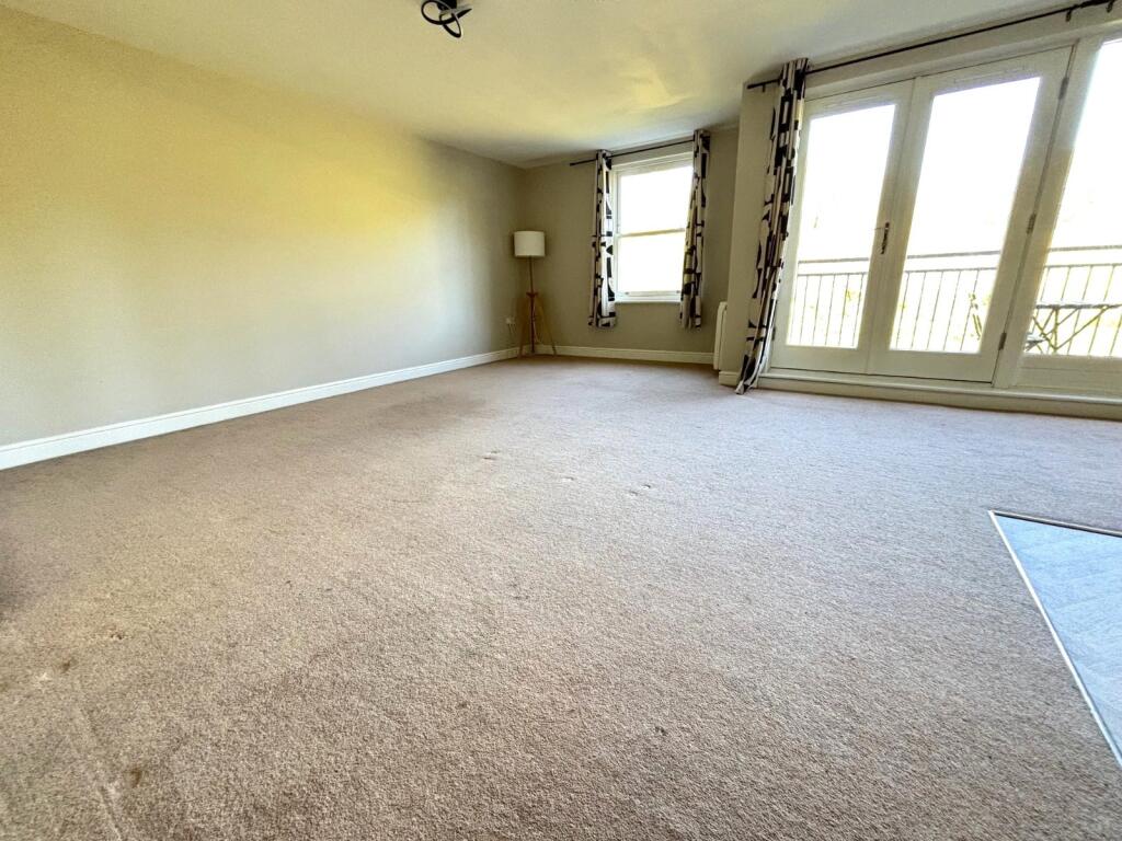 Apartment in Canterbury, Stuppington, Wincheap - View 3