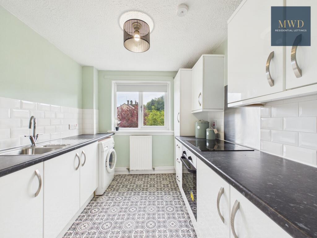 Apartment in Glasgow, South Lanarkshire - View 2