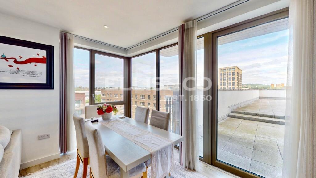 Apartment in Southall - More
