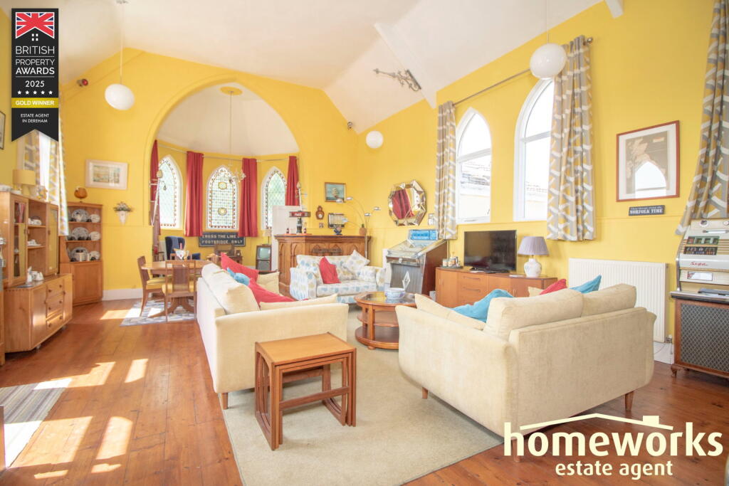 House in Breckland, Scarning - More