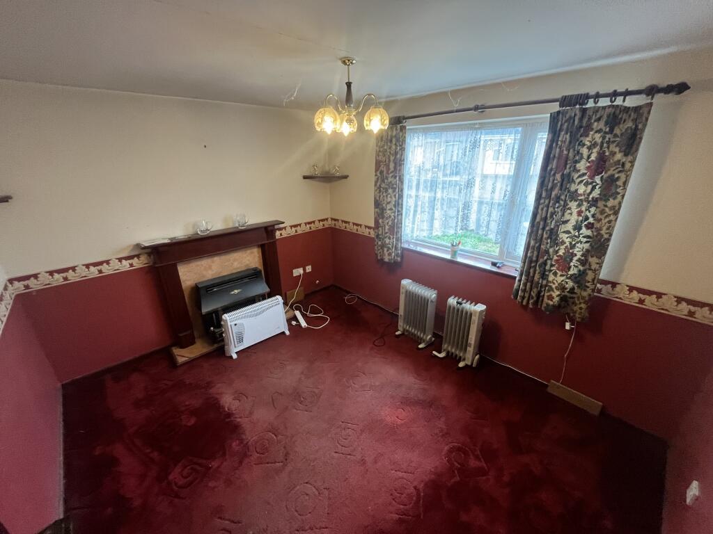 House in South Derbyshire, Hatton - View 2