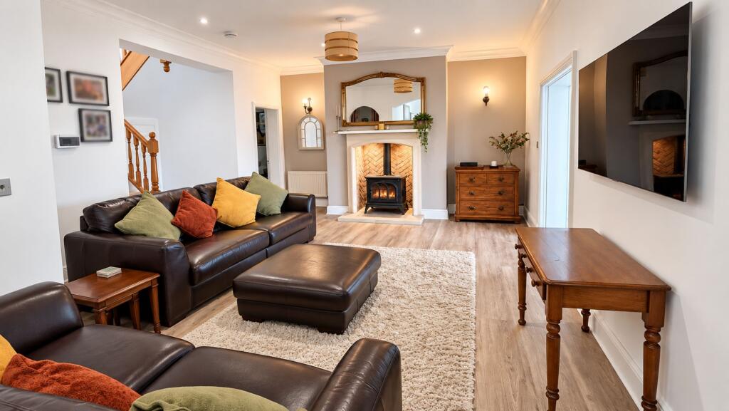 Apartment in Stockport - View 5