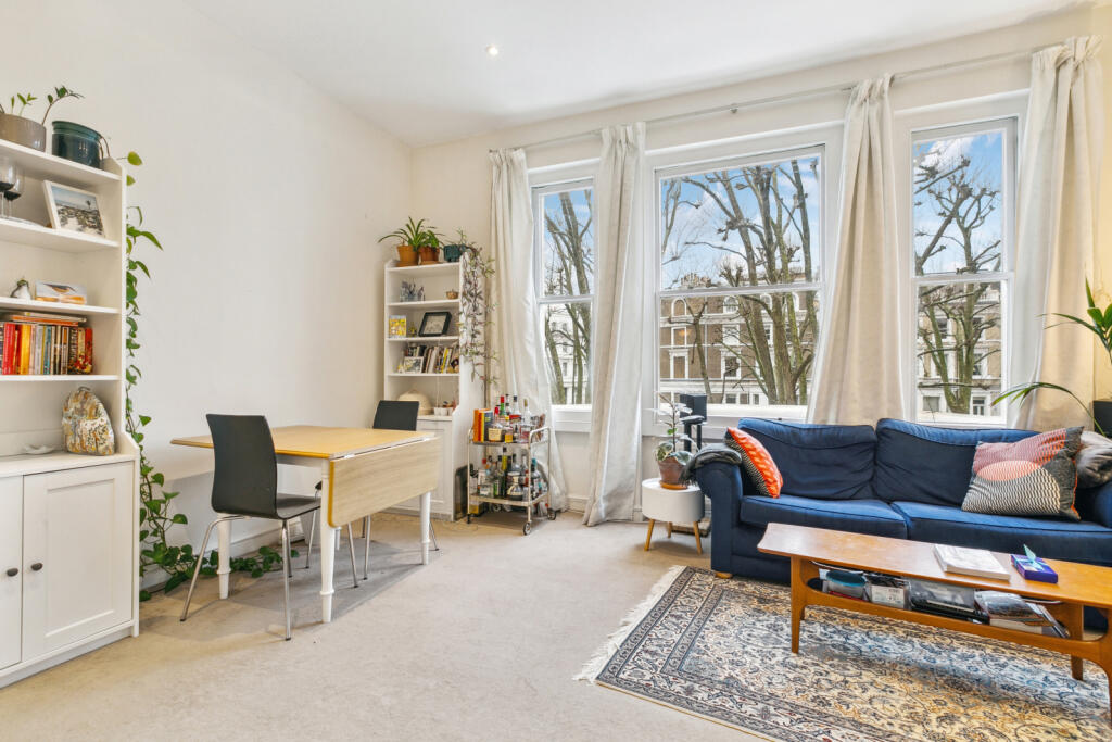 Apartment in London, Royal Borough of Kensington and Chelsea - View 2