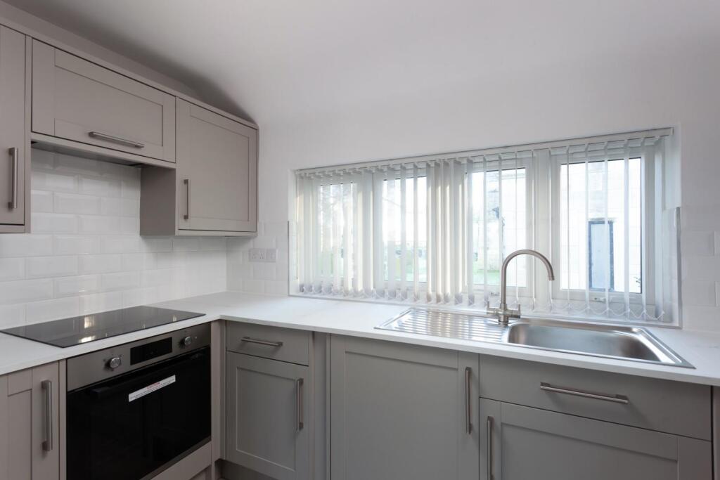 Apartment in York - View 2