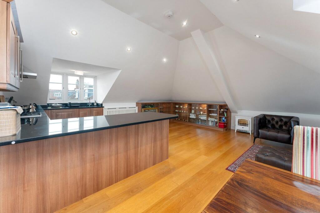 Apartment in London, The Wrythe - More