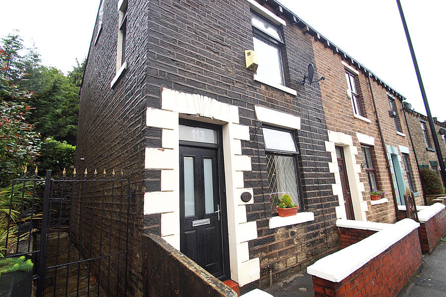 Main image of property: 113 Oldham Road, Springhead, OL4 4PY