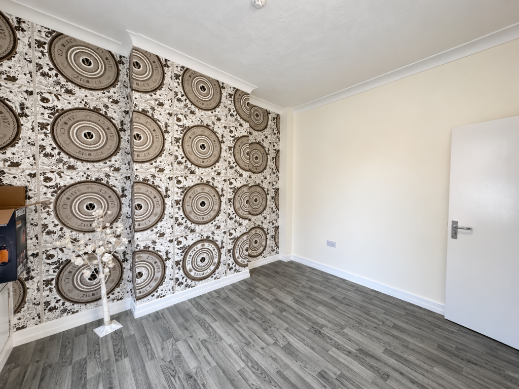 House in Wakefield - View 3