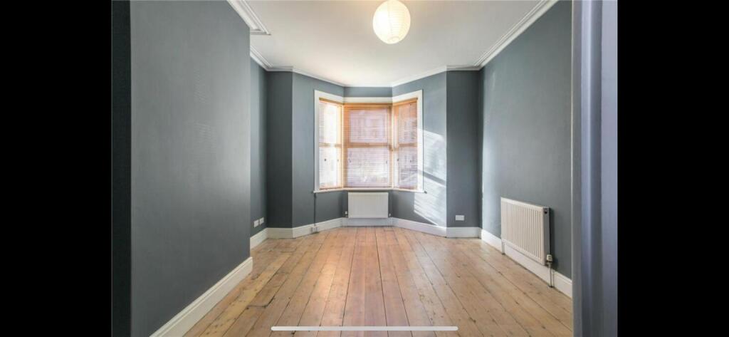 House in Bristol - View 4