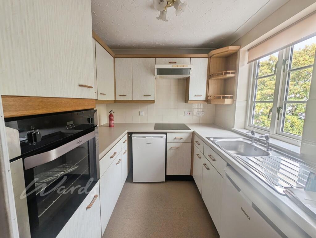 Apartment in Canterbury - View 2