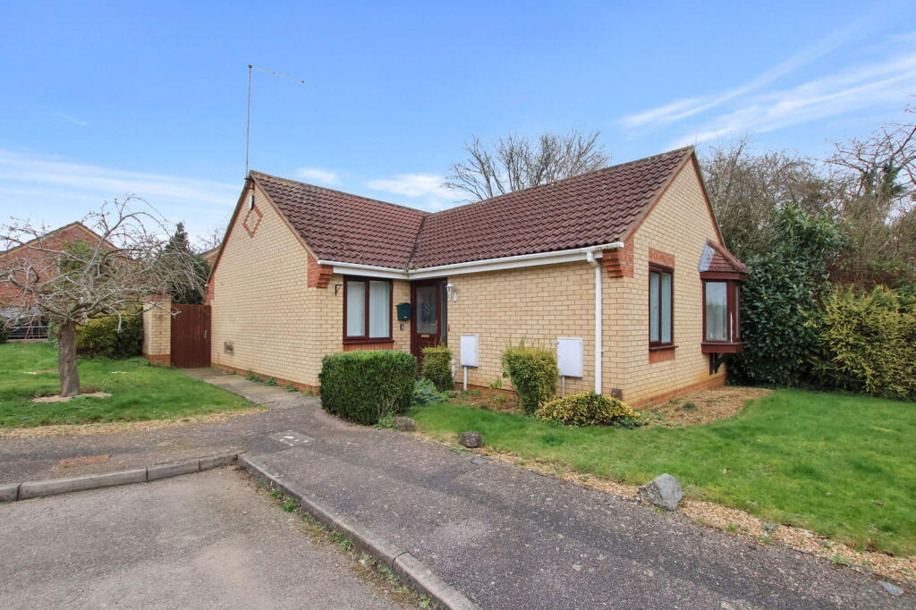 Main image of property: Lismore Close, Great Billing, NN3