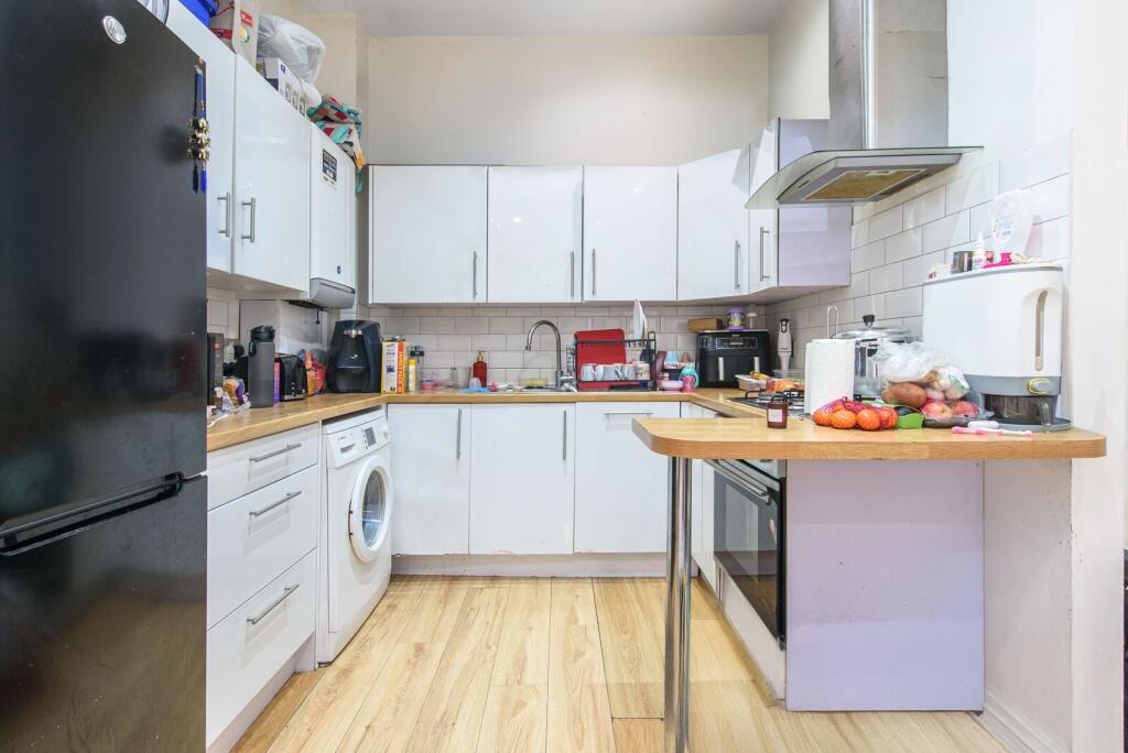 Apartment in London, London Borough of Barnet - View 4