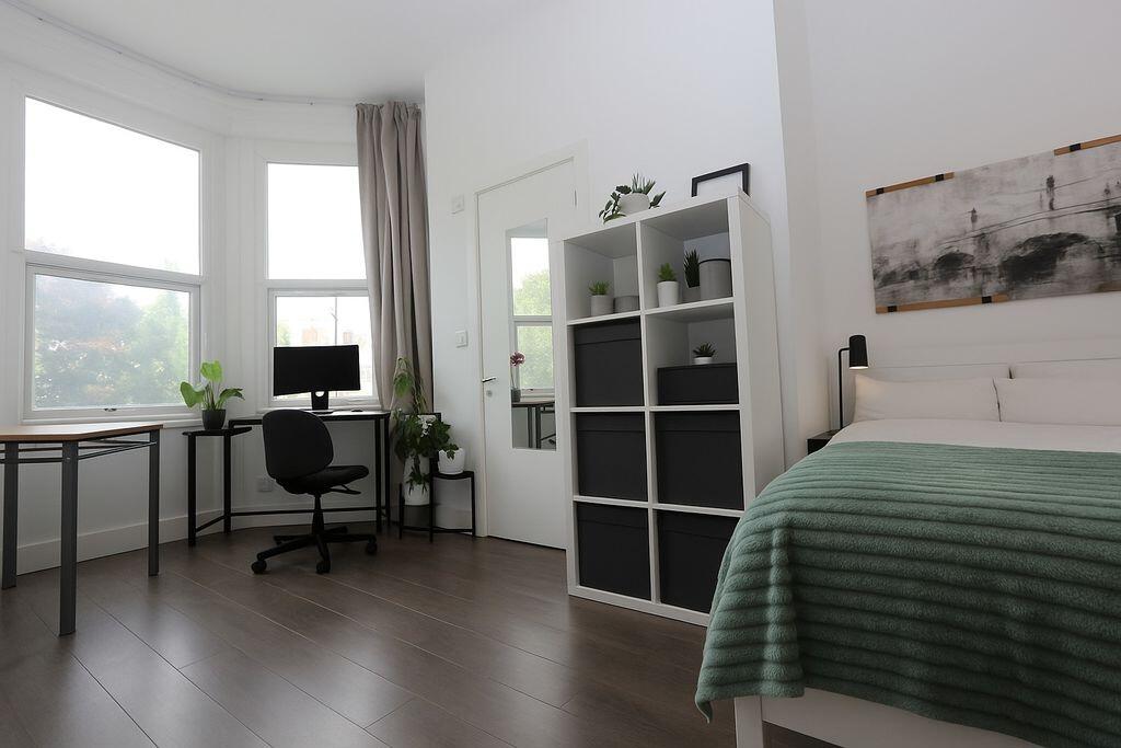 Apartment in London - View 3