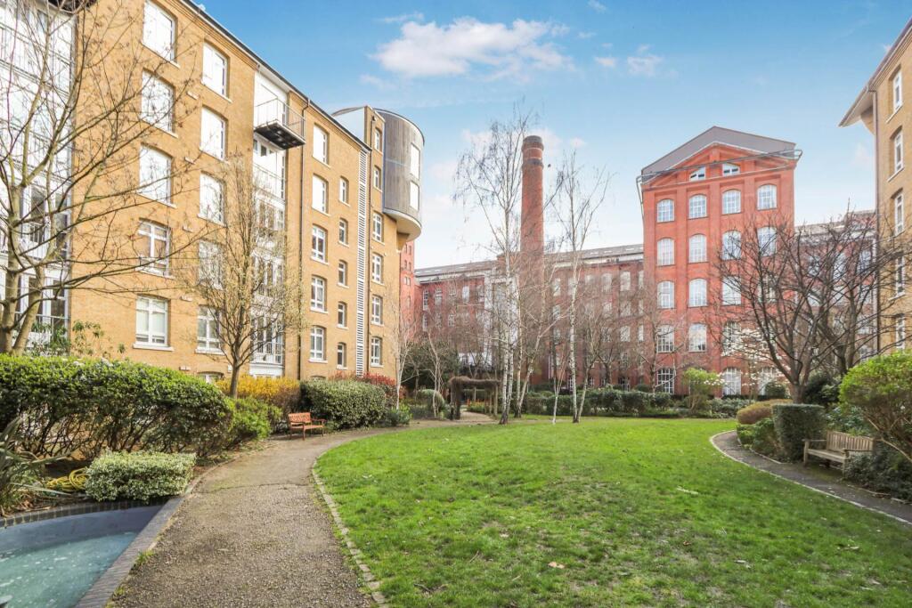 Main image of property: Fairfield Road, Bow