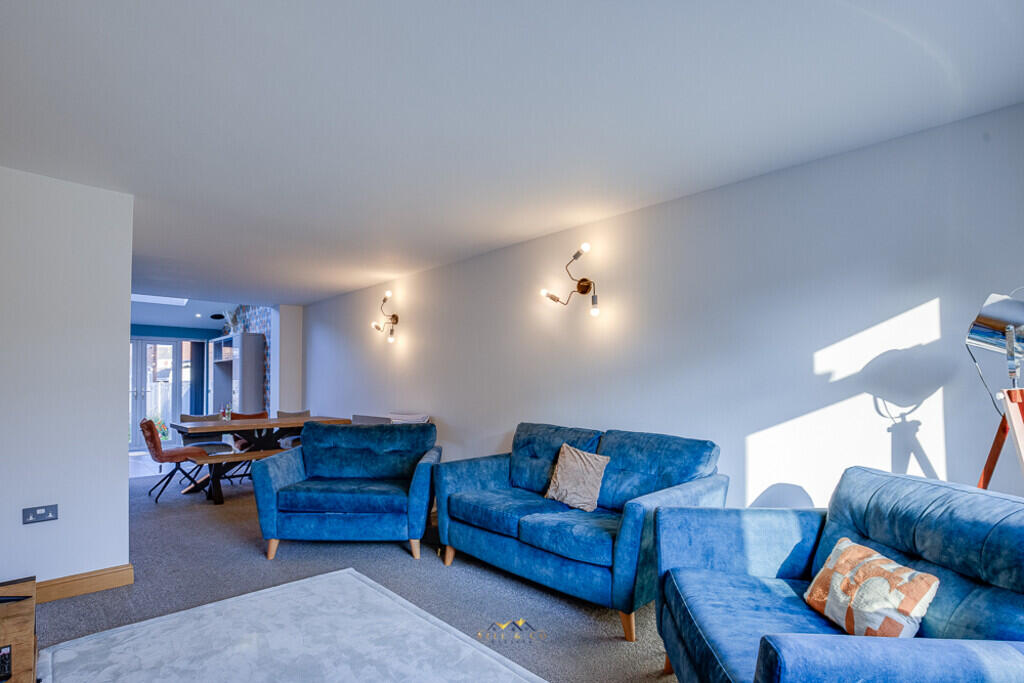 House in Sheffield - View 4