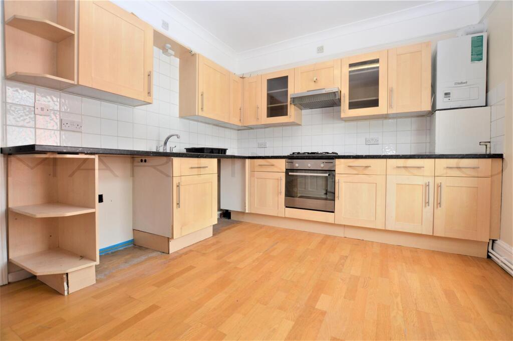 Apartment in Rochester, Troy Town - View 2