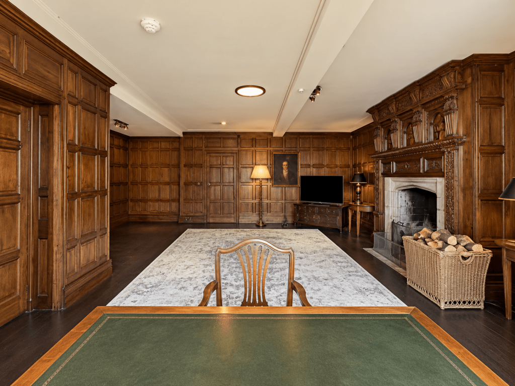 House in Leeds - View 4