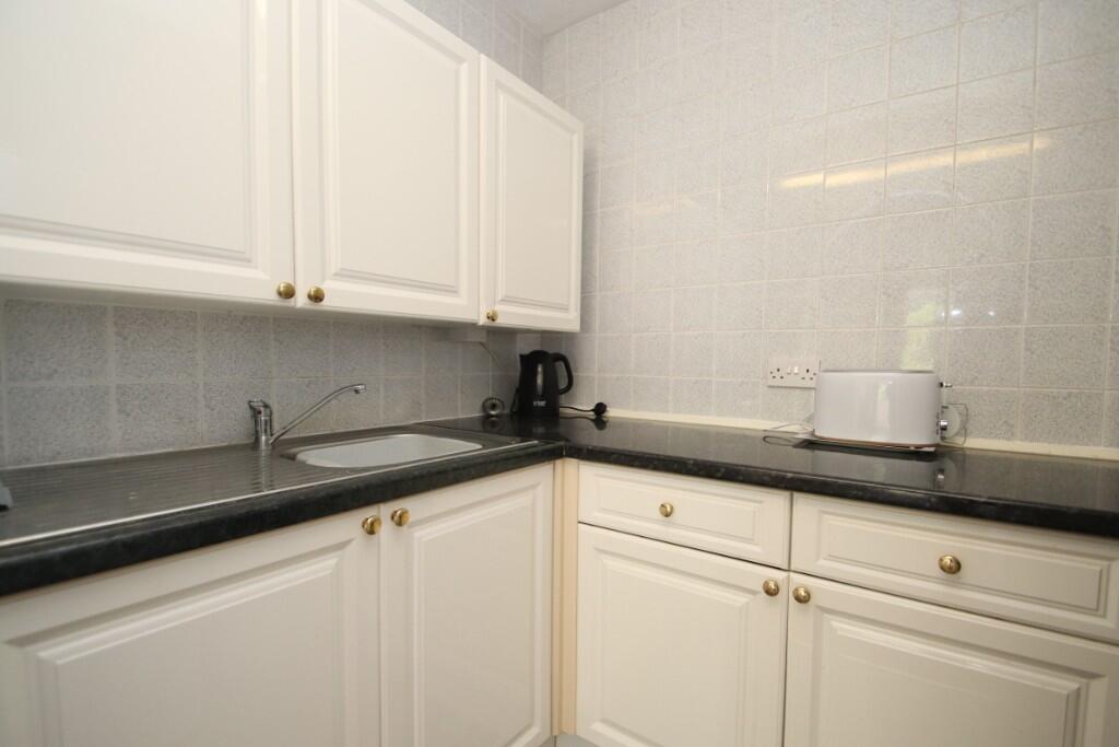 Apartment in Portsmouth - More