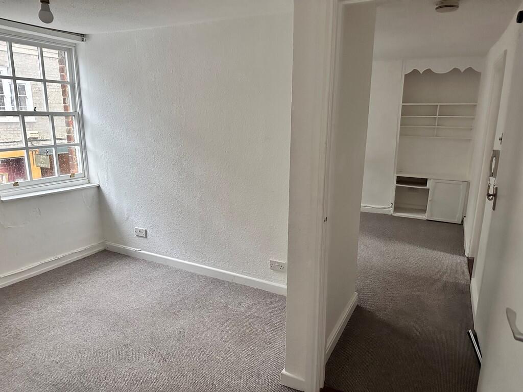 Additional image 8 of 9  - 11 East Street, Warminster, Wiltshire, BA12 9BY