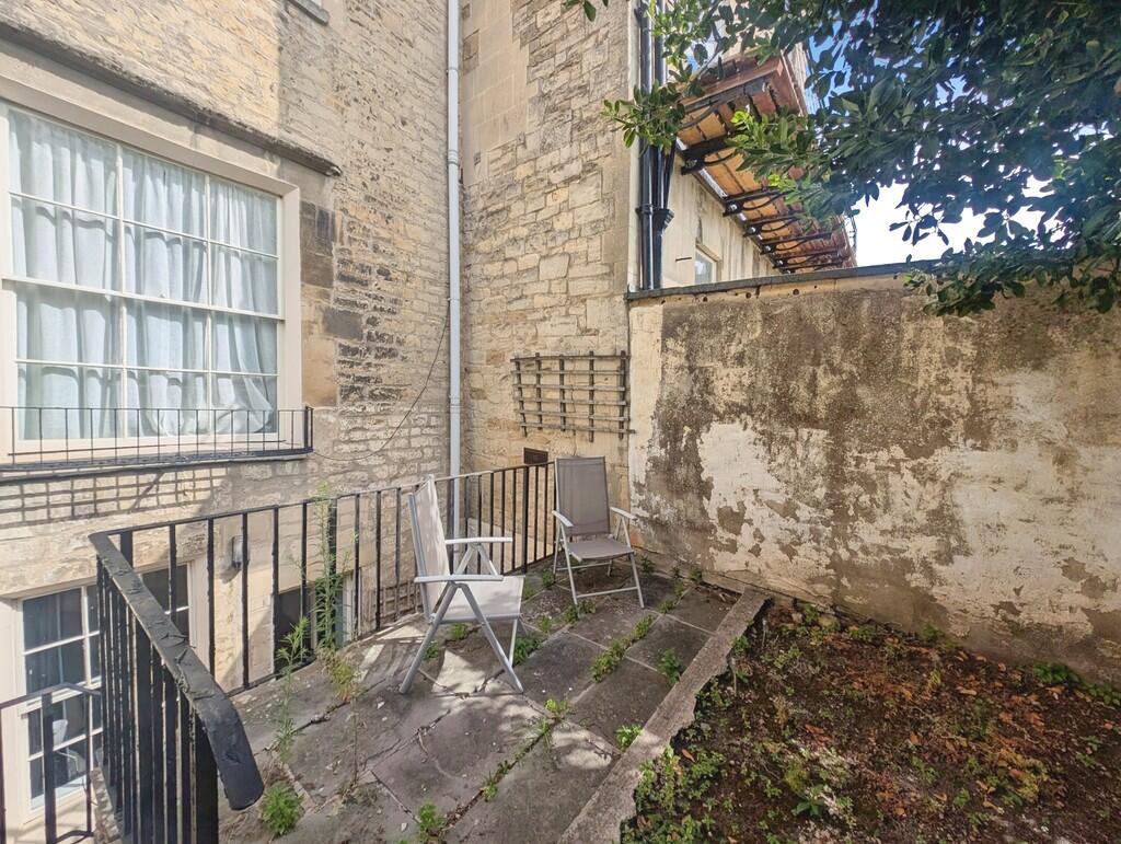 Apartment in Bath, Walcot - View 5