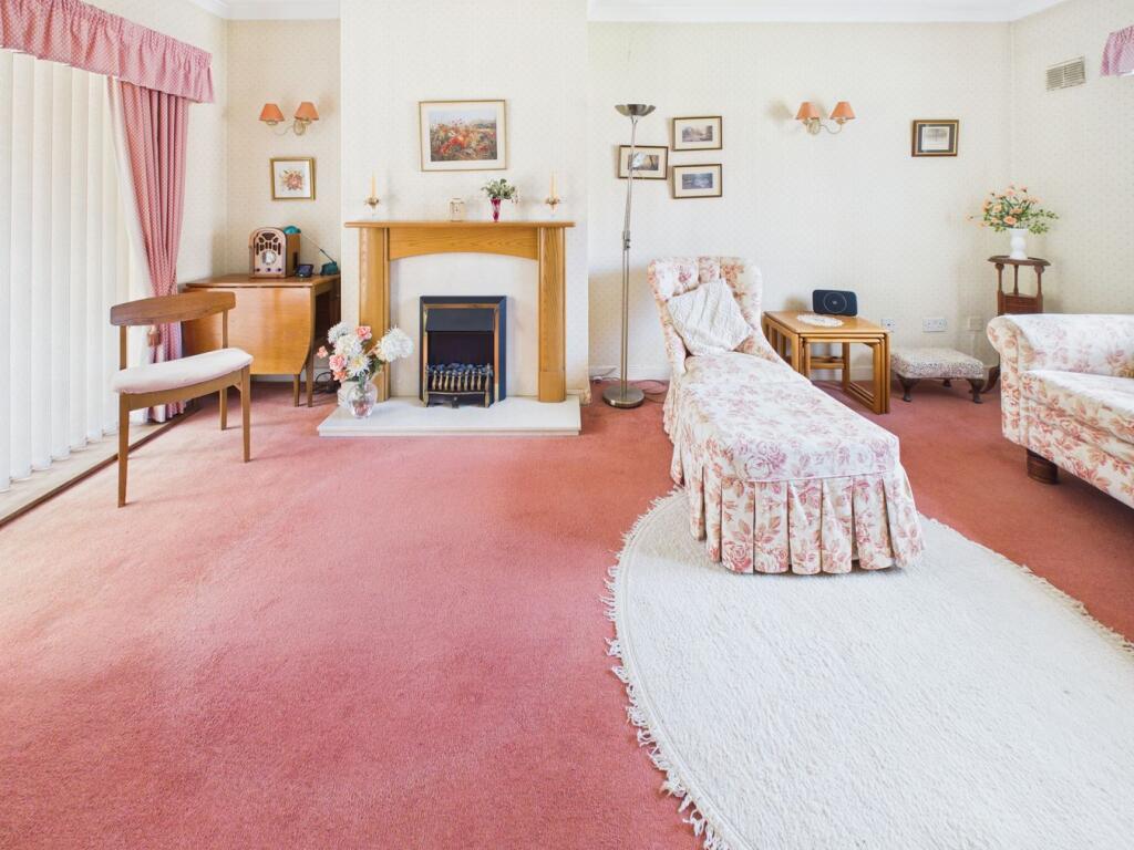 Apartment in Stevenage - More
