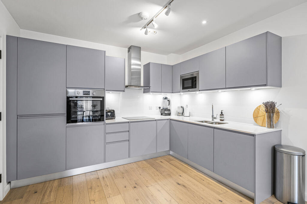Berkshire Road, London, E9 photo 2
